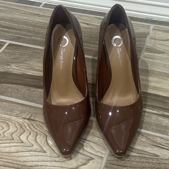 Journee Vollection Hadli pumps heels brown cognac patent heels - Picture 5 of 6